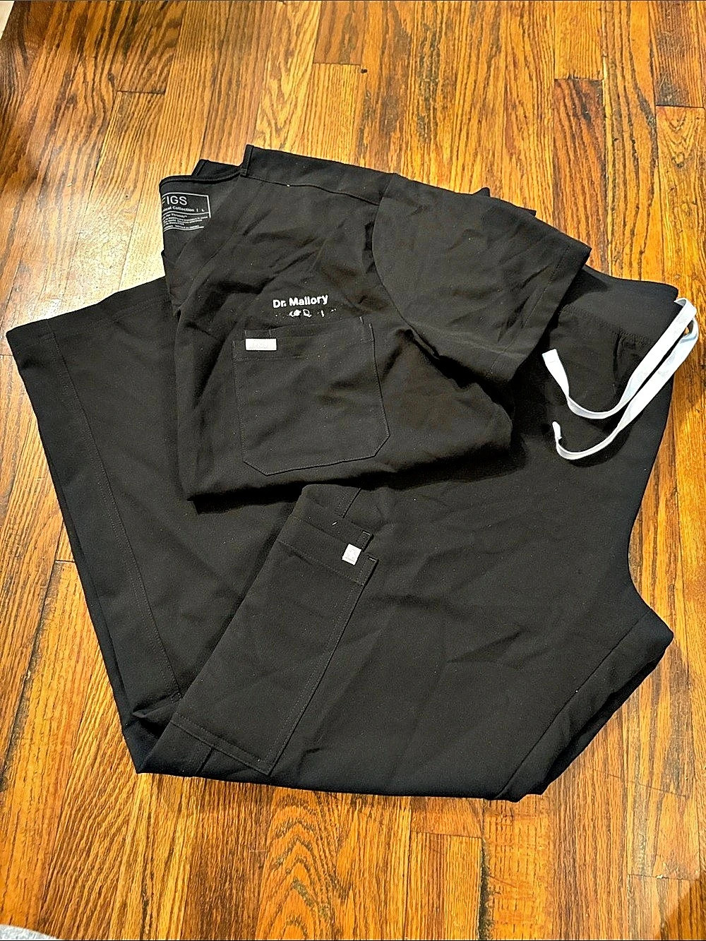 🎉FIGS Technical Collection Black Scrub Set Size Large Men’s